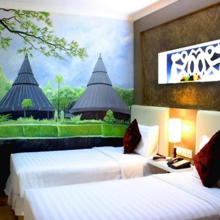 Amos Cozy Hotel Melawai Jakarta Bagian luar foto