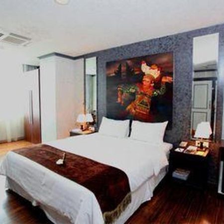 Amos Cozy Hotel Melawai Jakarta Bagian luar foto