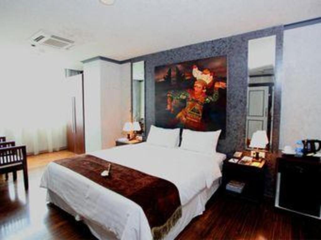 Amos Cozy Hotel Melawai Jakarta Bagian luar foto