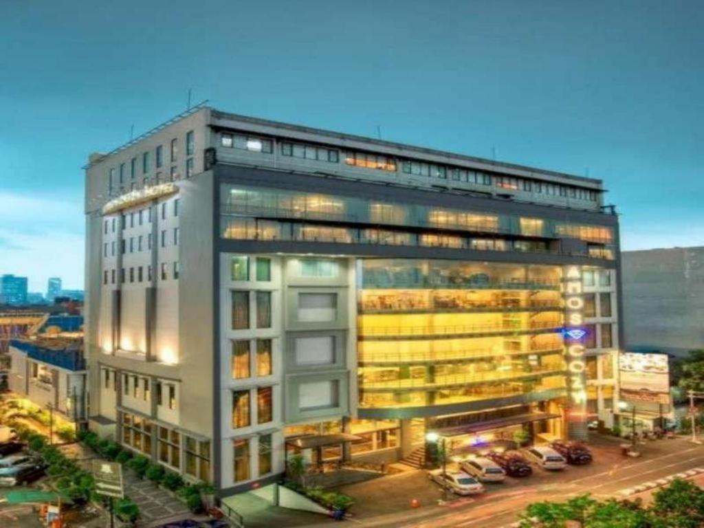 Amos Cozy Hotel Melawai Jakarta Bagian luar foto